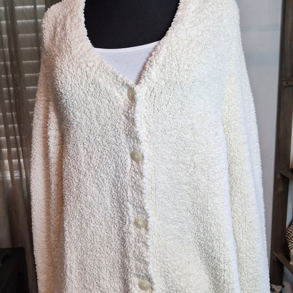 Russ Cream Button-Up Women’s Cardigan #0187
